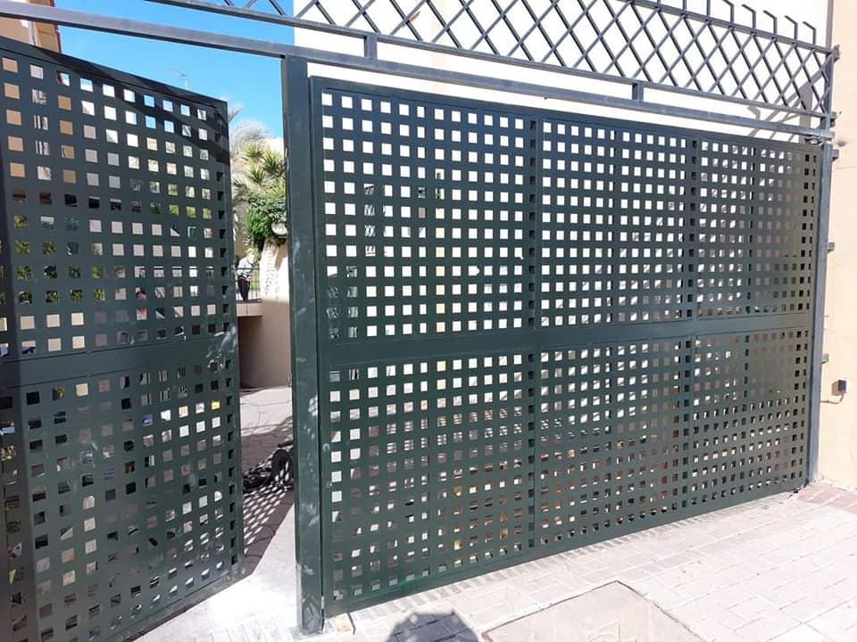 9b984a8cd90fdae6136673ed07b7b818636e6282