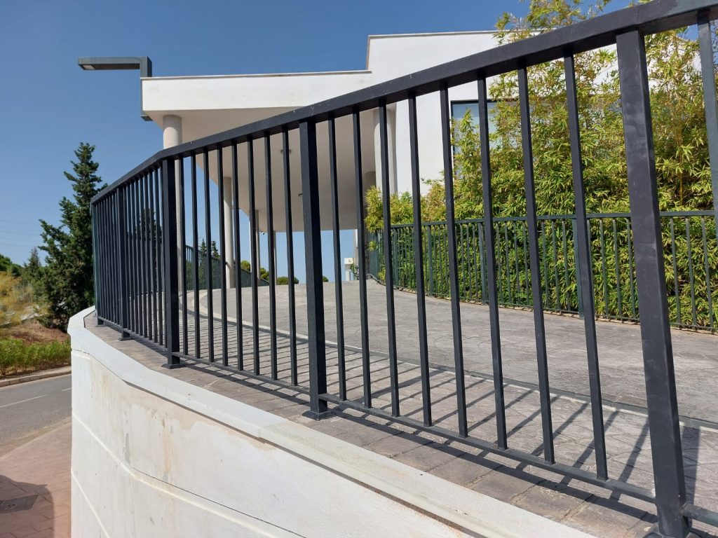 acc3c12b 1f45 4bce 900b cdcd861320c4