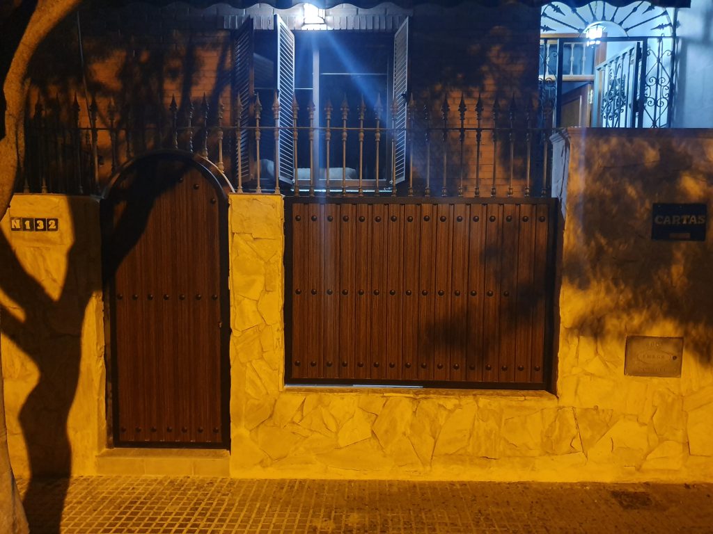 e64da201 6702 4270 bd15 526723168b97